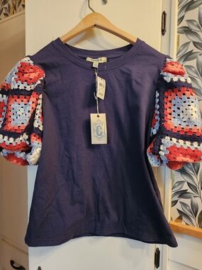 Rockin C Navy Puff Sleeve Crochet Top Medium